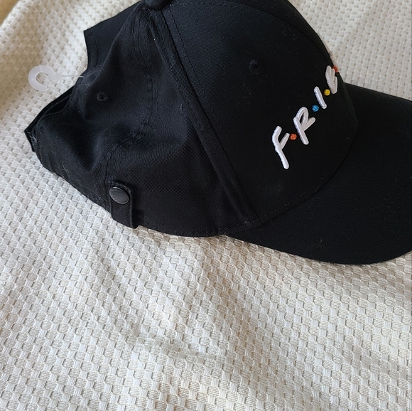Friends Baseball Cap - Picture 3 of 5